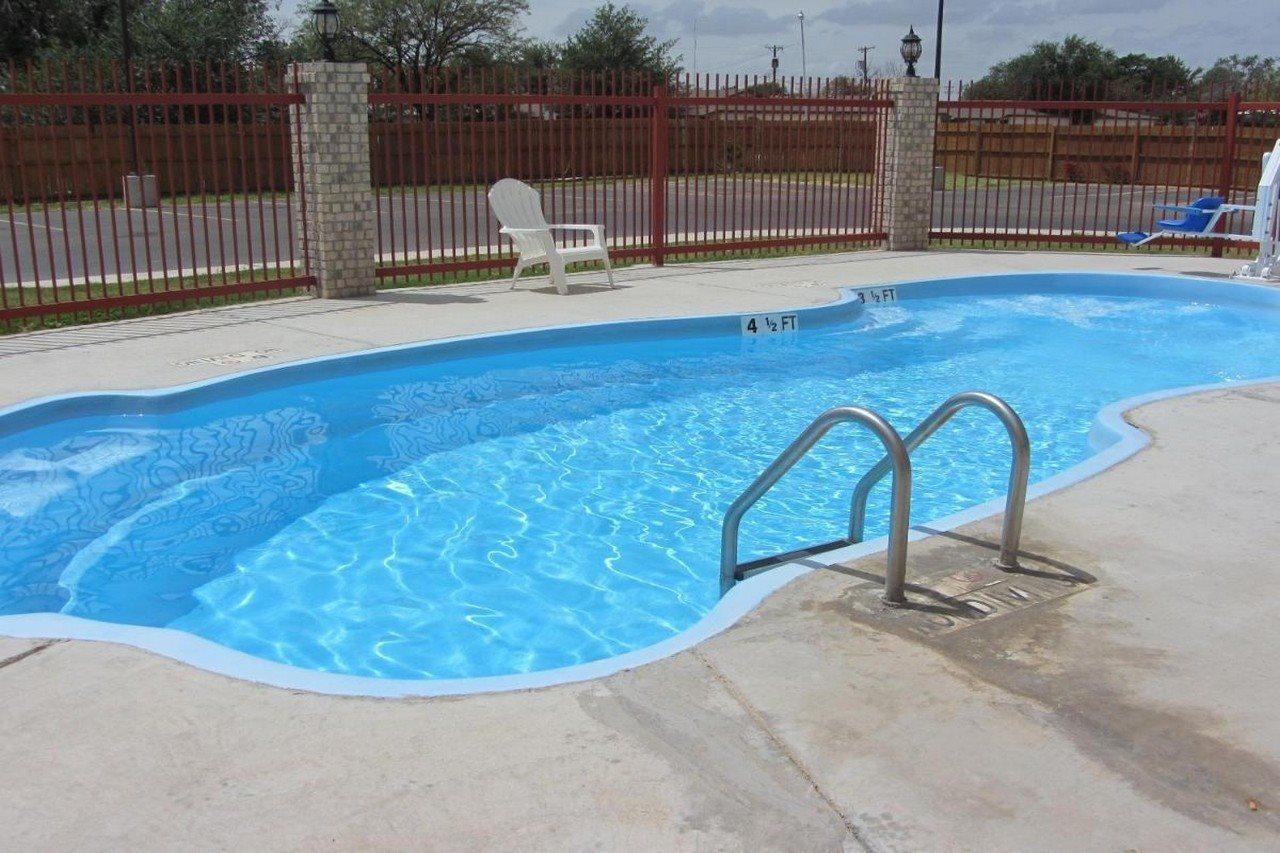 Howard Johnson By Wyndham Lubbock Tx Exterior photo